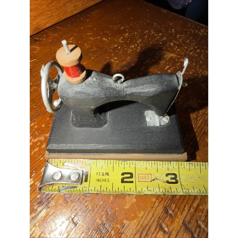 Vintage Miniature Toy Sewing Machine Made In Philippines Print Tray So Cute!